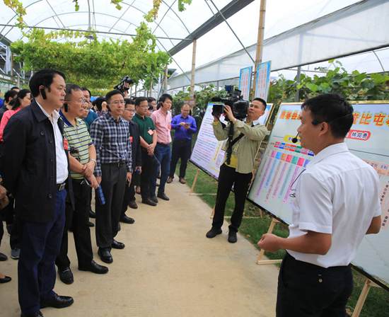 �λ���Ա��¹կ������¹����Ʒ����ʾ��������ʵ�ؿ���